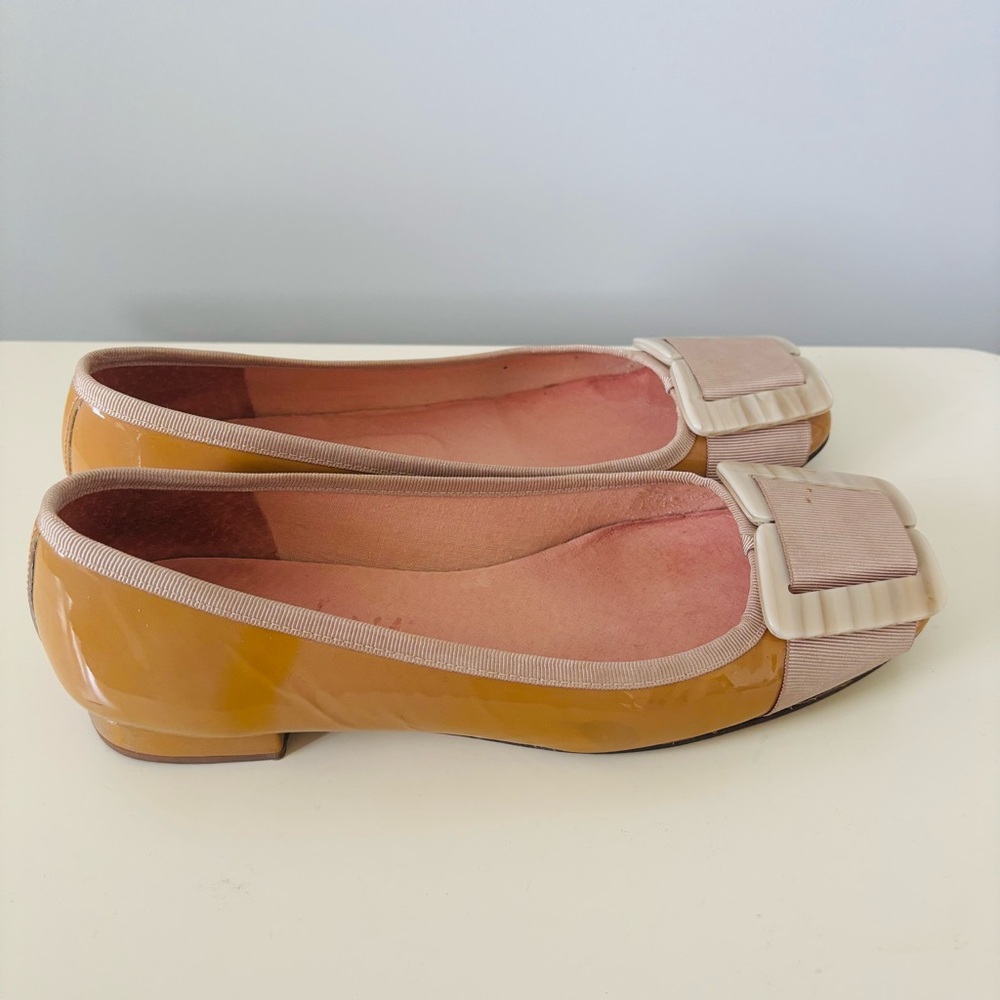 French Sole Mustard and Beige Flats with Marble buckle